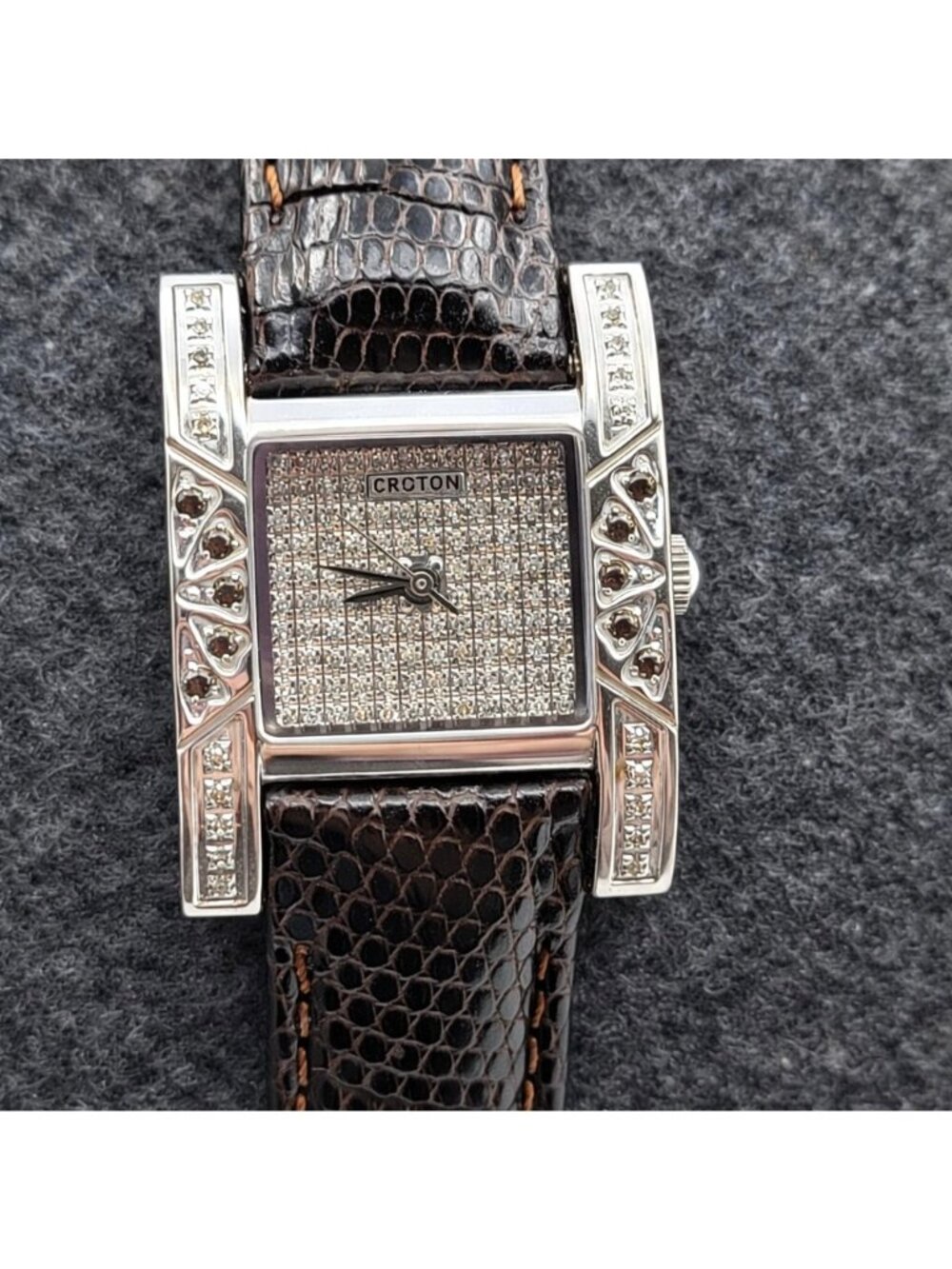Croton Diamond Case Watch Quartz Sapphire Crystal & Diamonds * NEEDS BATTERY